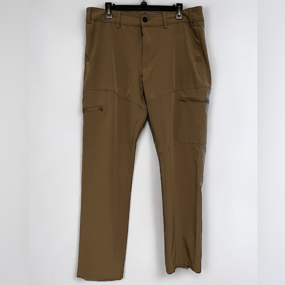 Magellan Outdoor Men’s cool stretch material pants